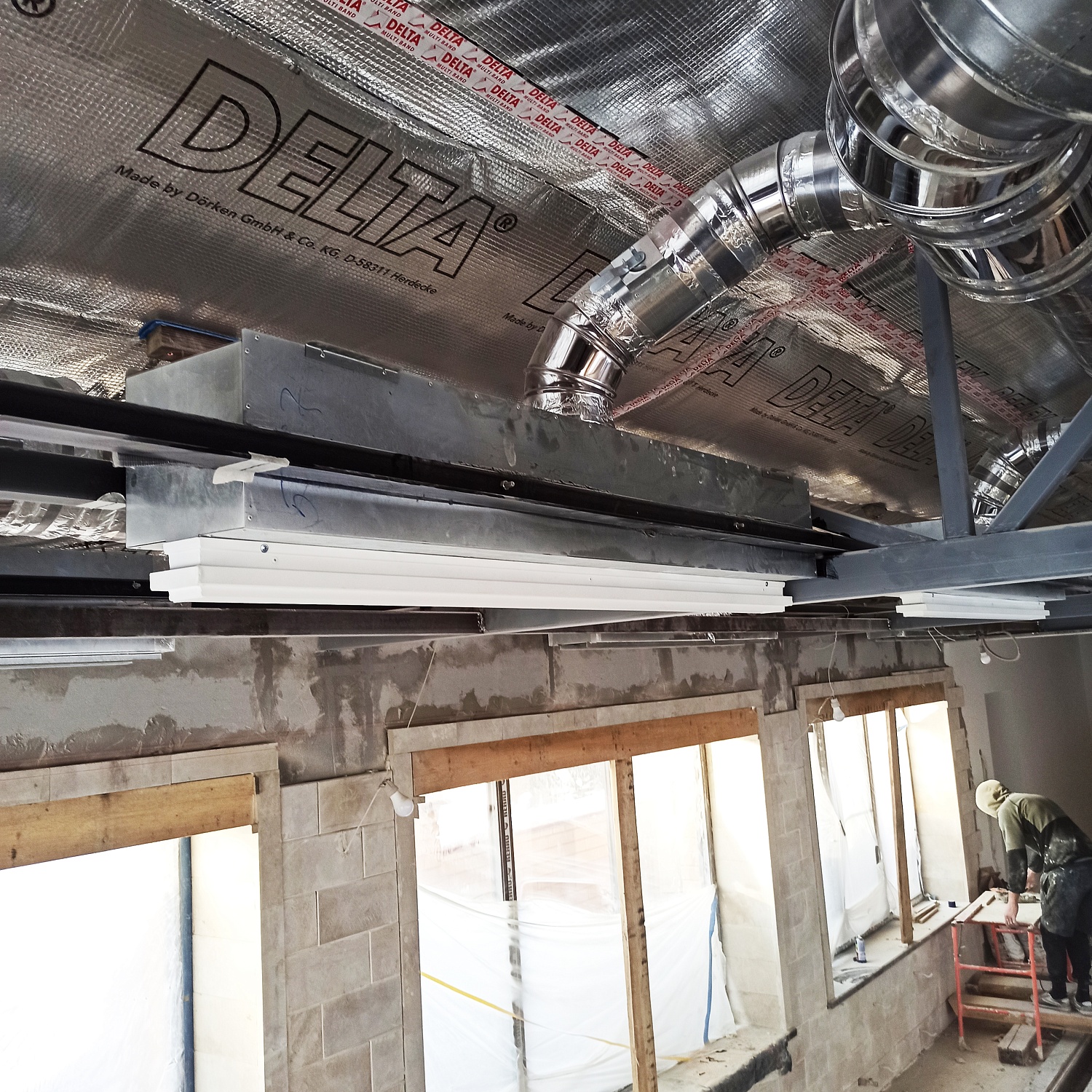 Бассейн в коттедже