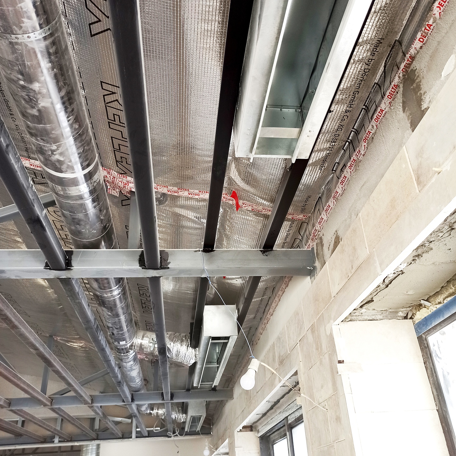 Бассейн в коттедже